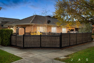 /international/au/1-98-marion-street-altona-north-vic-148345772/