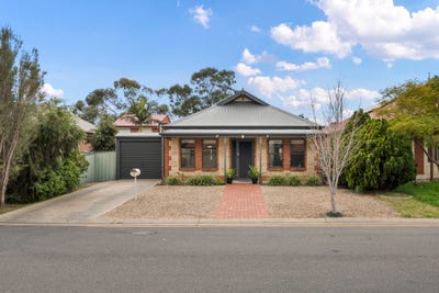 /international/au/14-wirunda-court-ingle-farm-sa-152455076/