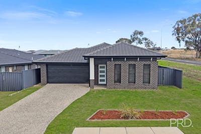 /international/au/2-idyllic-street-tamworth-nsw-151473936/