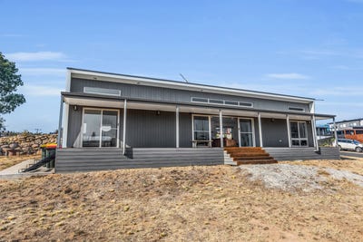/international/au/25-heysen-drive-east-jindabyne-nsw-151465352/