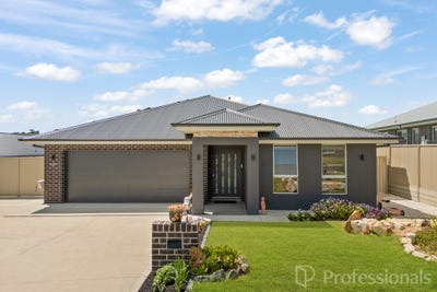 /international/au/127-hughes-street-kelso-nsw-152588696/