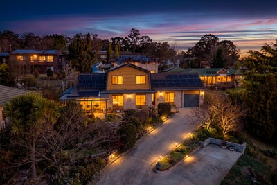 /international/au/10-a-v-green-street-armidale-nsw-152128156/