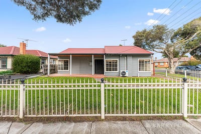 /international/au/18-hatherly-grove-altona-north-vic-148717444/