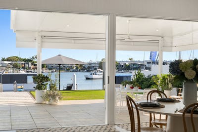 /international/au/9-carwoola-crescent-mooloolaba-qld-151003912/