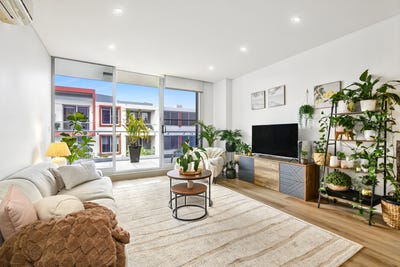 /international/au/239-79-91-macpherson-street-warriewood-nsw-152642180/