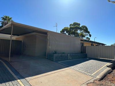 /international/au/39-pioneer-dr-roxby-downs-sa-151086092/