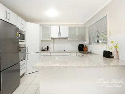 /international/au/9-meadow-brook-crescent-merrimac-qld-148388404/