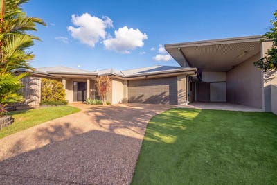 /international/au/7-taringa-street-brinsmead-qld-151569524/