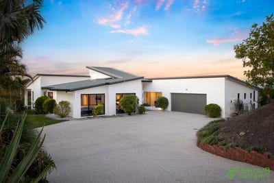 /international/au/246-watson-road-armstrong-creek-qld-152033712/