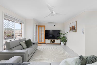 /international/au/1-11-shamrock-avenue-banora-point-nsw-151257776/