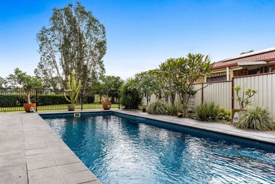 /international/au/28-charles-avenue-casino-nsw-151496052/