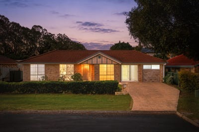 /international/au/35-solandra-crescent-calamvale-qld-151864052/