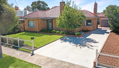 /international/au/26-clifton-avenue-stawell-vic-150743116/