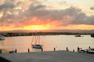 /international/au/8-2-marina-promenade-paradise-point-qld-150084980/