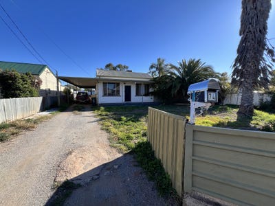 /international/au/74-gaffney-lane-broken-hill-nsw-148499720/