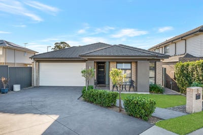 /international/au/8-keele-place-leppington-nsw-151184348/