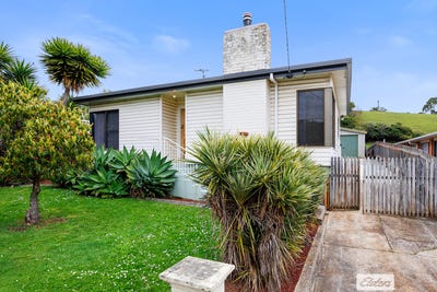 /international/au/10-collins-street-brooklyn-tas-152609424/