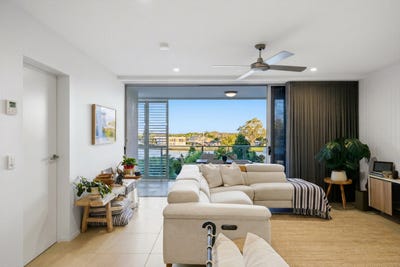 /international/au/26-93-sheehan-avenue-hope-island-qld-151309080/
