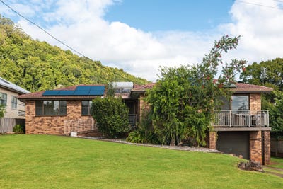/international/au/17-main-street-comboyne-nsw-151133424/