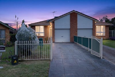 /international/au/16-day-place-minto-nsw-151536632/