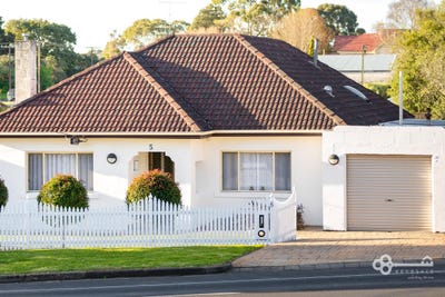 /international/au/5-canavan-road-mount-gambier-sa-152427324/