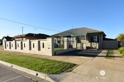 /international/au/42-vincent-road-wangaratta-vic-151321180/
