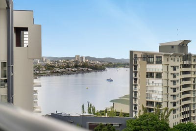 /international/au/51008-37b-harbour-road-hamilton-qld-151326708/
