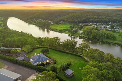 /international/au/15-moss-ridge-sackville-north-nsw-151086748/