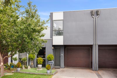 /international/au/9-faggs-place-geelong-vic-150917660/