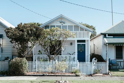 /international/au/35-bourke-street-carrington-nsw-151516172/