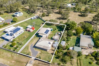 /international/au/24-bernborough-boulevard-branyan-qld-151100924/