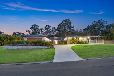 /international/au/17-josephine-terrace-highland-park-qld-152564556/