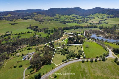 /international/au/909-osbornes-flat-road-allans-flat-vic-700428672/