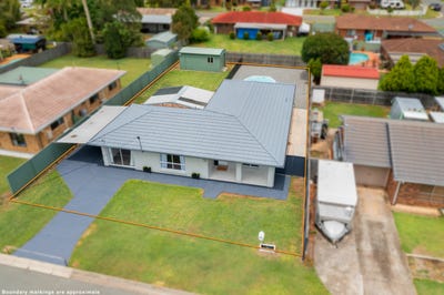 /international/au/12-sunshine-street-victoria-point-qld-151240036/