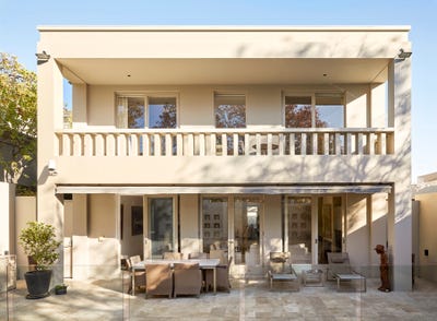 /international/au/4-dunraven-avenue-toorak-vic-147972800/