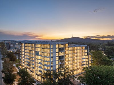 /international/au/634-39-owen-crescent-lyneham-act-151159024/