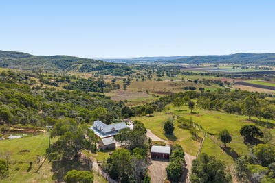 /international/au/16-coleman-road-mulgowie-qld-151408656/