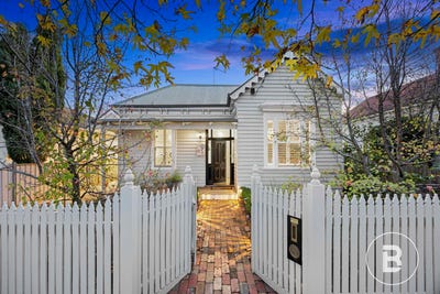 /international/au/9-burnbank-street-lake-wendouree-vic-151189628/