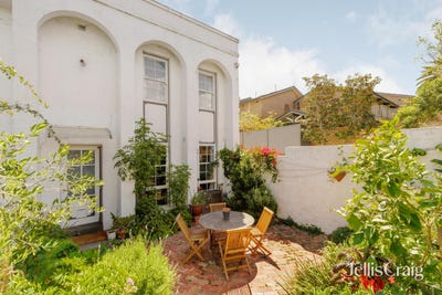 /international/au/1-31-35-foley-street-kew-vic-152695952/