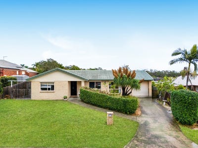 /international/au/26-falvey-crescent-goodna-qld-151361260/
