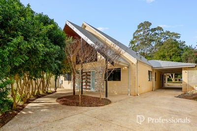 /international/au/24-stirling-road-greenmount-wa-152600448/