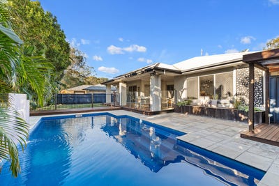 /international/au/18-explorers-way-mount-cotton-qld-148478956/?lang=en