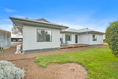 /international/au/194-kemps-road-katunga-vic-151413292/