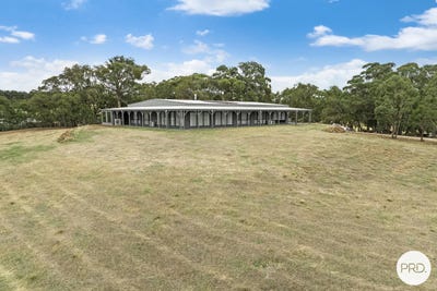/international/au/124-kays-road-waterloo-vic-151214936/