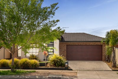 /international/au/4-royale-drive-fraser-rise-vic-152599108/