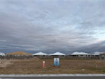 /international/au/34-sunnymount-circuit-bohle-plains-qld-204560260/
