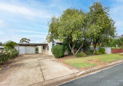 /international/au/13-henry-street-auburn-sa-151257880/