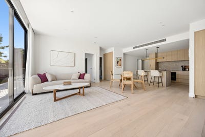 /international/au/1-33-nicholson-street-bentleigh-vic-151266624/
