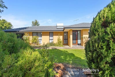 /international/au/40-bugendore-street-maida-vale-wa-148704408/?lang=pt