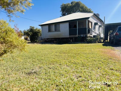 /international/au/55-burrowes-street-surat-qld-151055340/